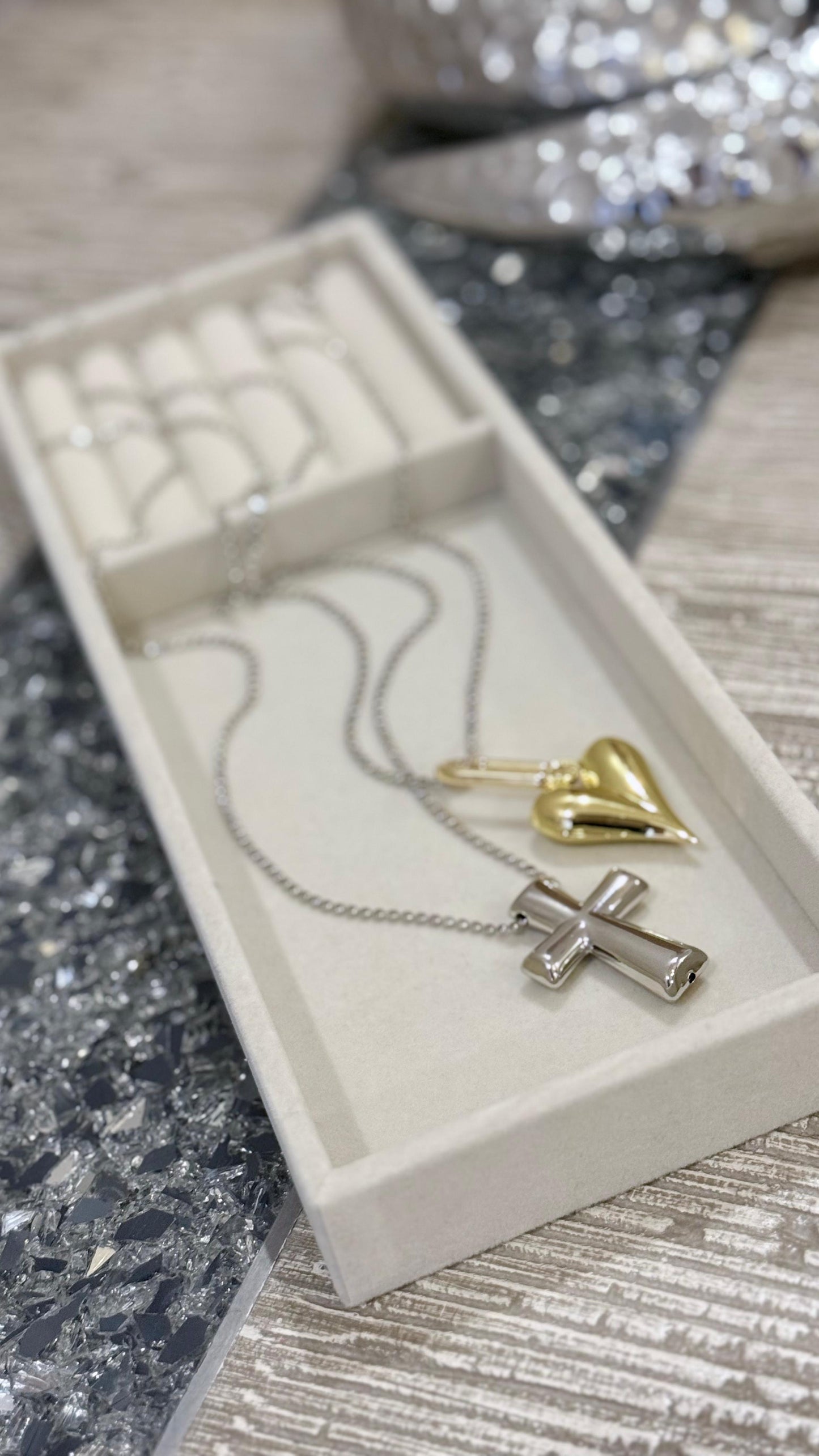 Necklace Love