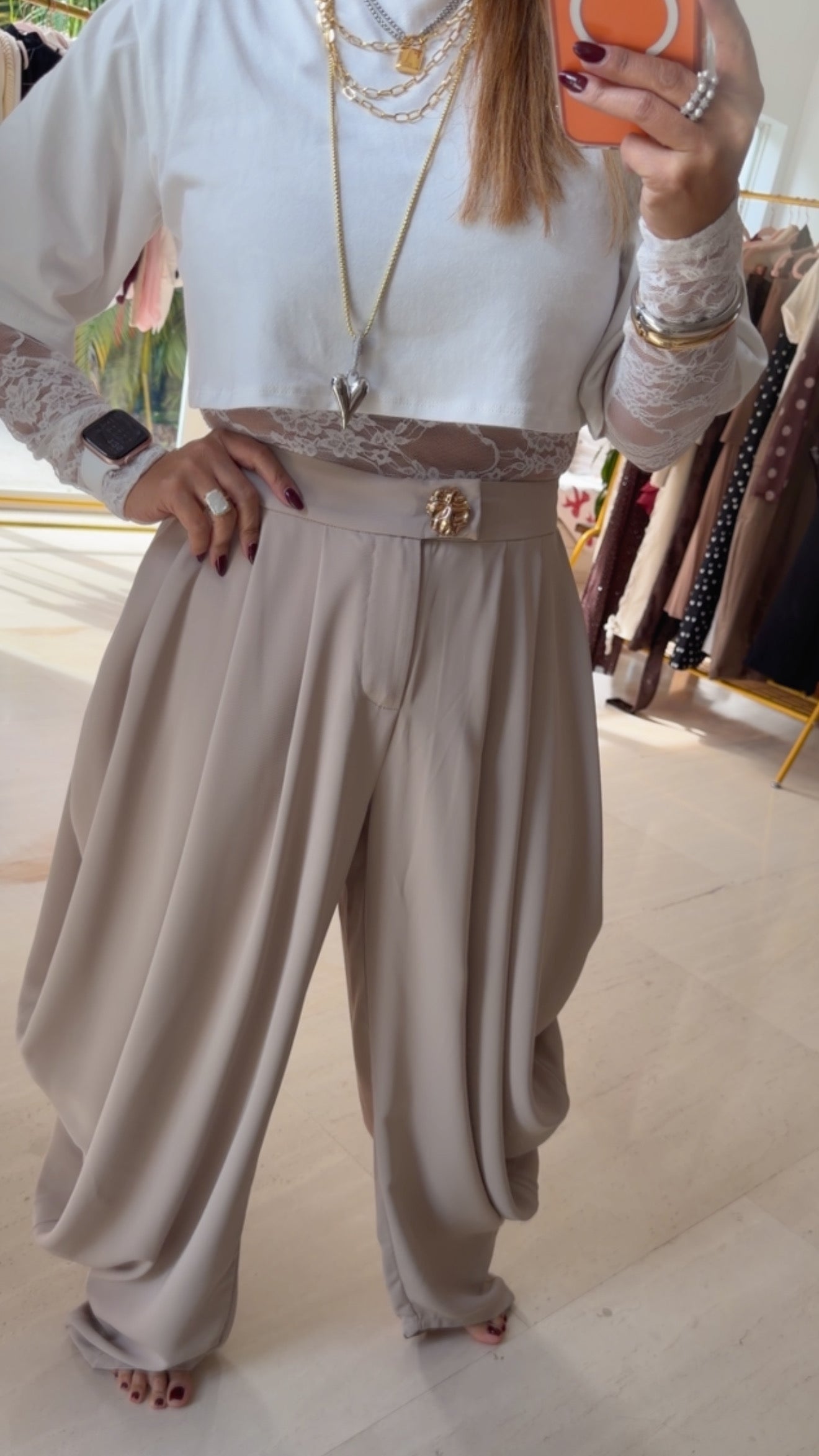 Pants Aura