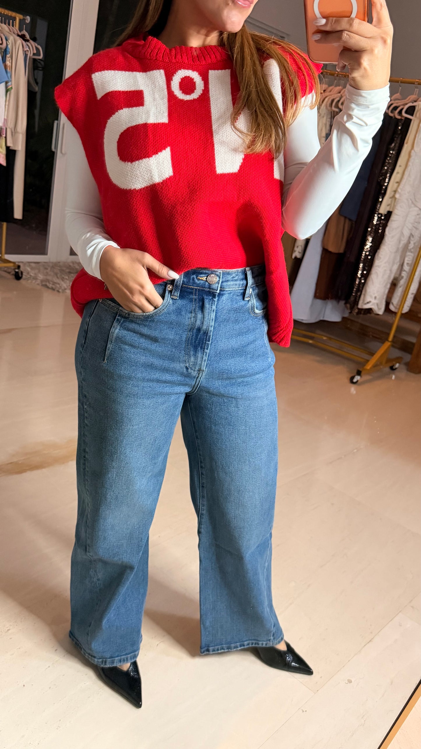 Signature Jeans